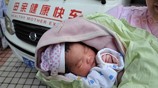 ��ĸ�׿����쳵��