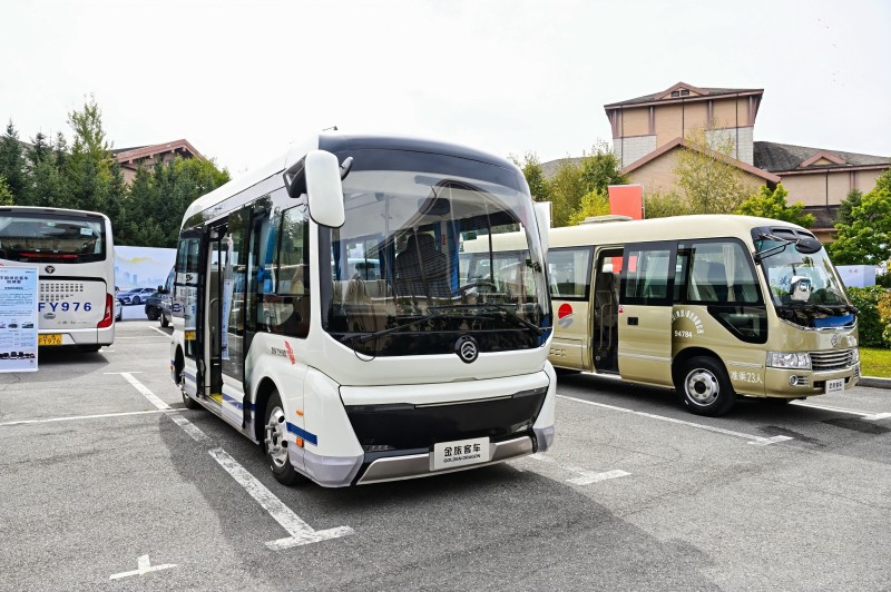 ���á�˫�ǡ�����2025���γ��д������������������ǰհ�ṹ��ͽ����ں���ͼ��